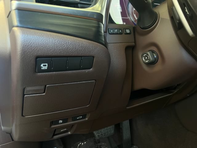 Used 2021 Lexus ES 300h w/ Accessory Package FWD image 26
