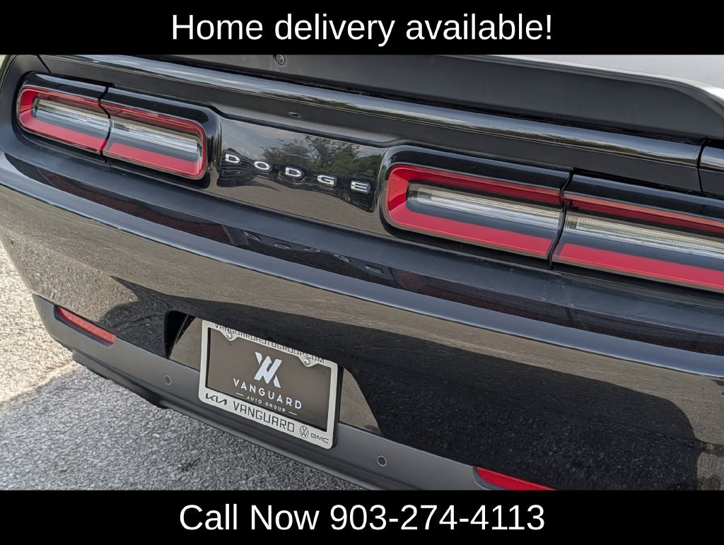 Used 2016 Dodge Challenger R/T Scat Pack RWD image 9