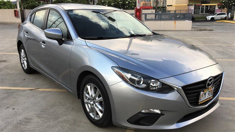 Used 2016 MAZDA MAZDA3 i Sport w/ Preferred Equipment Package FWD image 4