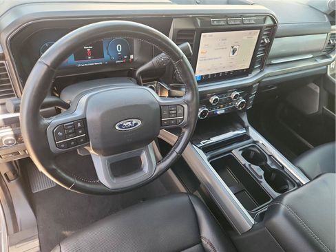 Used 2023 Ford F250 Lariat w/ Lariat Ultimate Package AWD/4WD image 10