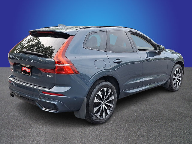 Used 2024 Volvo XC60 B5 Plus w/ Protection Package Premier AWD/4WD image 4