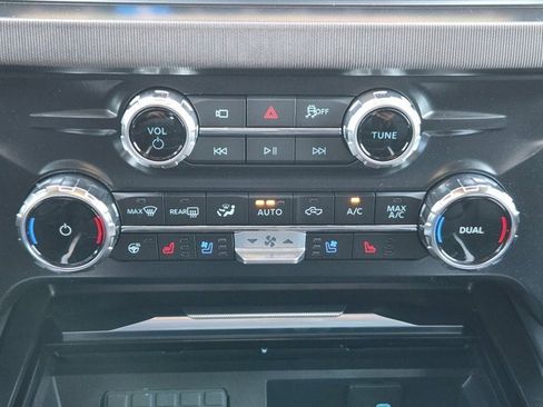 New 2026 Ford F250 Platinum image 14