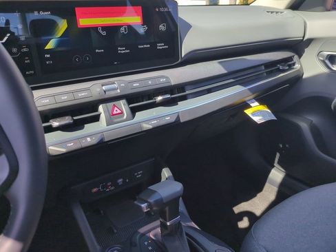 New 2025 Kia K4 EX image 13