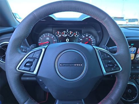 Used 2018 Chevrolet Camaro ZL1 image 20