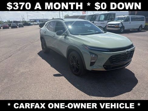 Used 2025 Chevrolet Trax ACTIV w/ Sunroof Package FWD image 7