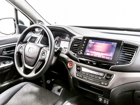 Used 2023 Honda Ridgeline Sport image 18