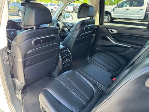 Used 2026 BMW X7 xDrive40i AWD/4WD image 30