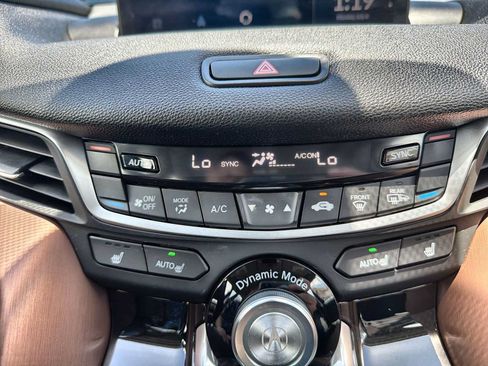 Used 2021 Acura TLX FWD image 18