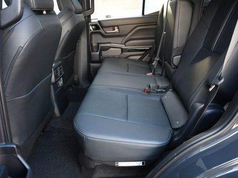 New 2025 Toyota 4Runner Limited image 13