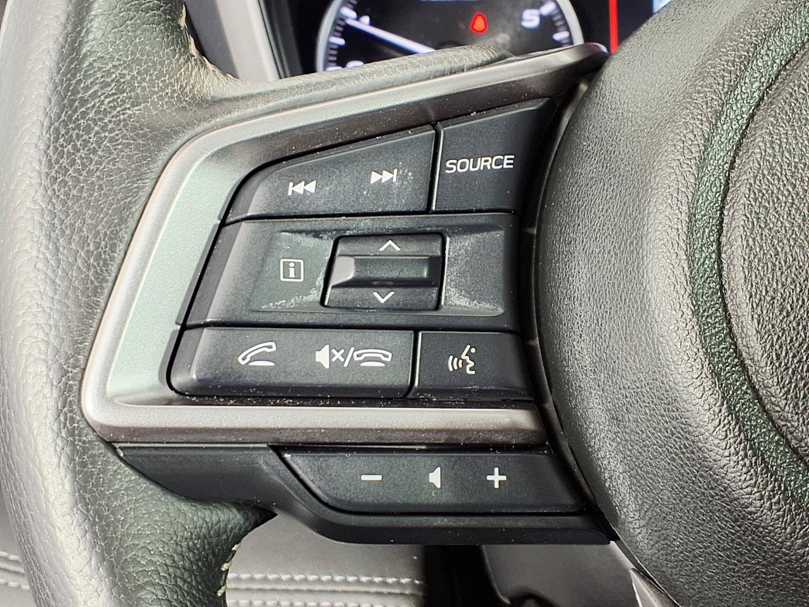 Certified 2025 Subaru Outback Limited AWD/4WD image 18