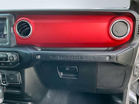 Used 2021 Jeep Wrangler Rubicon image 18