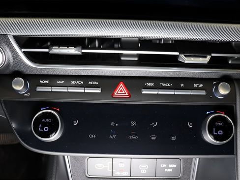 Certified 2025 Hyundai Sonata SEL AWD/4WD image 20