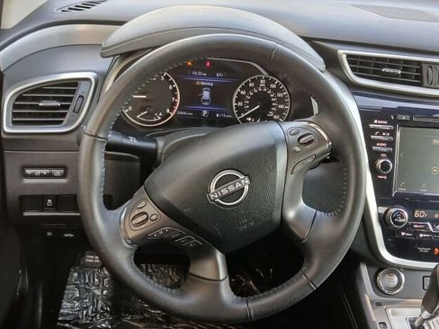 Used 2023 Nissan Murano SV image 7