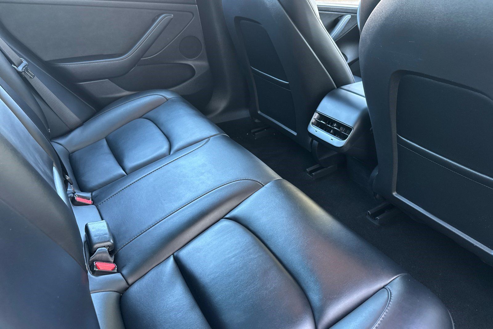 Used 2023 Tesla Model 3 Standard Range RWD image 32