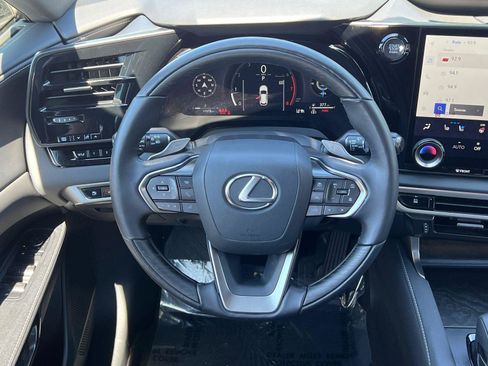 Certified 2025 Lexus RX 350 Premium w/ Accessory Package (Z1) FWD image 24