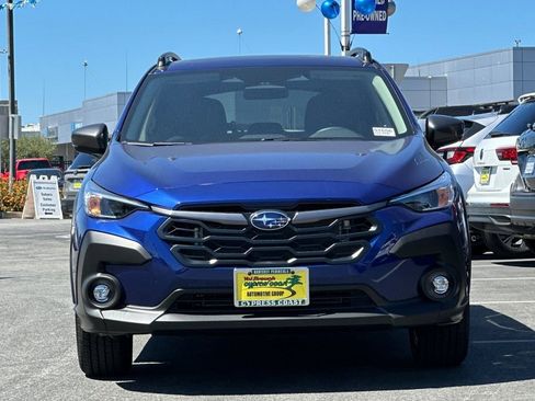Certified 2025 Subaru Crosstrek 2.0i Premium image 9