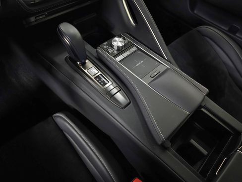 Used 2022 Lexus LC 500 Coupe w/ Sport Package RWD image 34