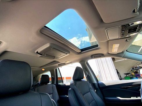 Used 2022 Honda Pilot Elite image 25