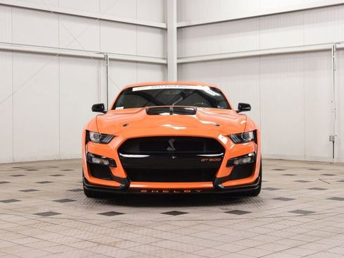 Used 2021 Ford Mustang Shelby GT500 w/ Technology Package RWD image 2