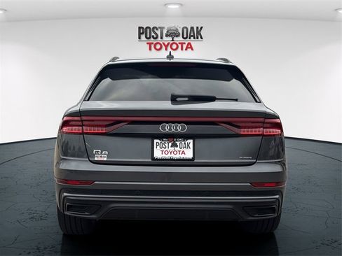 Used 2019 Audi Q8 Premium Plus w/ Premium Plus image 6
