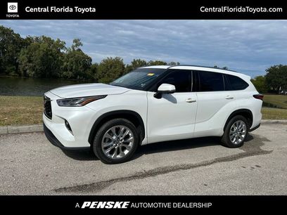 Used 2023 Toyota Highlander Limited