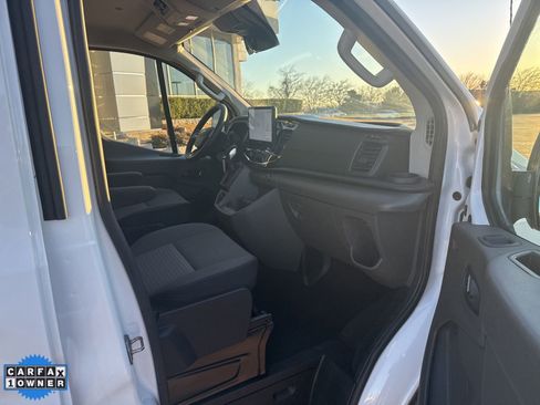 Used 2023 Ford Transit 350 XLT image 22