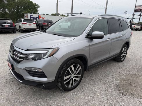 Used 2016 Honda Pilot Touring image 7