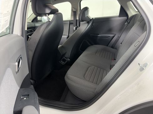 Used 2025 Kia K4 EX image 10