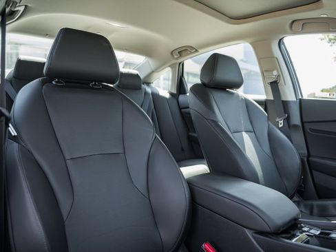 Used 2025 Honda Accord EX-L image 34