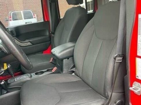 Used 2015 Jeep Wrangler Unlimited Sport w/ Quick Order Package 24S AWD/4WD image 10