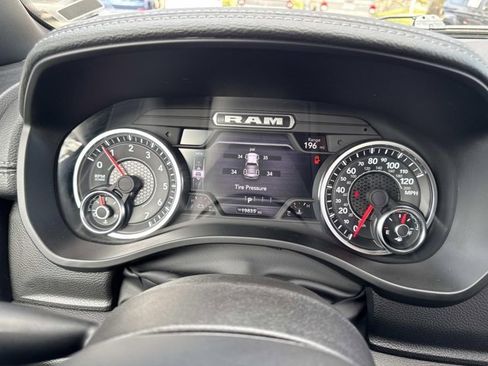 Used 2025 RAM 1500 Laramie image 27