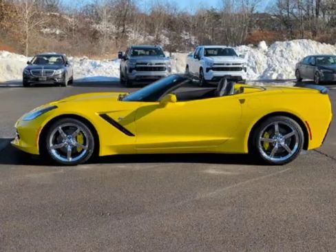 Used 2015 Chevrolet Corvette Stingray Convertible image 5