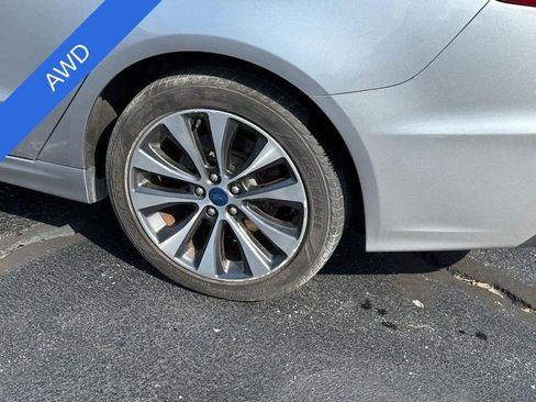 Used 2020 Ford Fusion SE image 8