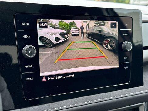 New 2026 Volkswagen Taos SE AWD/4WD image 18