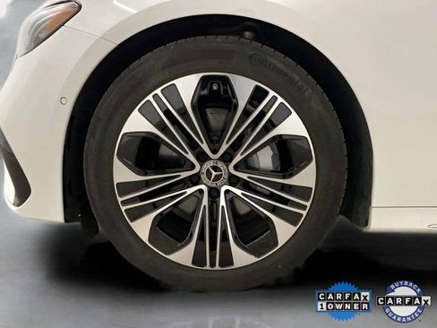 Used 2025 Mercedes-Benz E 350 Sedan image 29