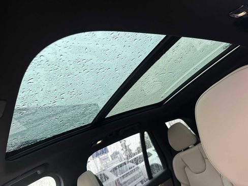 New 2026 Volvo XC90 B6 Plus w/ Protection Package Premier image 24