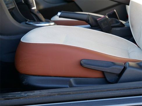 Used 2017 Volkswagen Beetle 1.8T Classic image 14