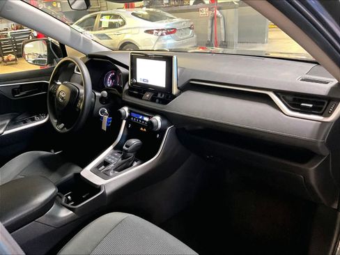 Used 2024 Toyota RAV4 LE image 14