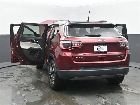 Used 2022 Jeep Compass Limited image 56