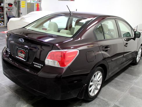 Used 2012 Subaru Impreza 2.0i Premium w/ All-Weather Pkg image 6