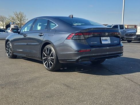 Used 2025 Honda Accord Touring image 5