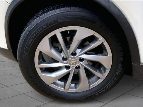 Used 2015 Nissan Rogue SL w/ SL Premium Package image 11