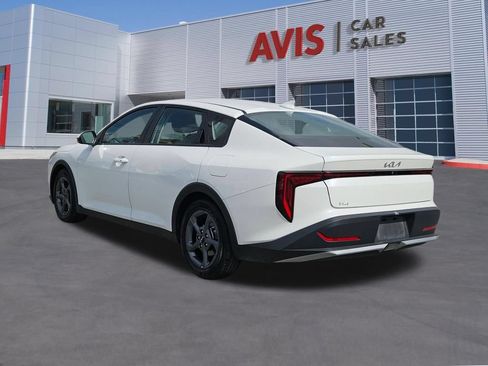 Used 2025 Kia K4 FWD image 3