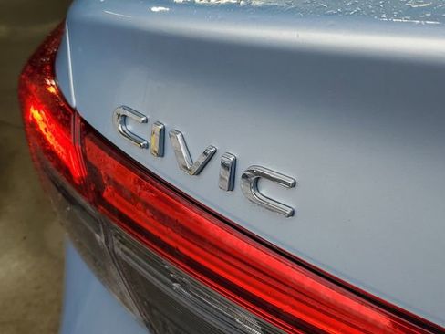 Used 2023 Honda Civic EX image 7