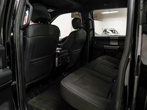 Used 2017 Ford F150 XLT w/ Equipment Group 302A Luxury AWD/4WD image 37