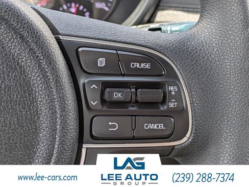 Used 2016 Kia Optima LX FWD image 19