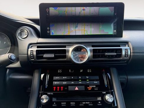Used 2021 Lexus IS 350 F Sport w/ Navigation Package AWD/4WD image 15