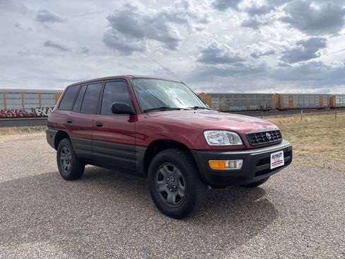 Used 1999 Toyota RAV4 2WD 4-Door image 7