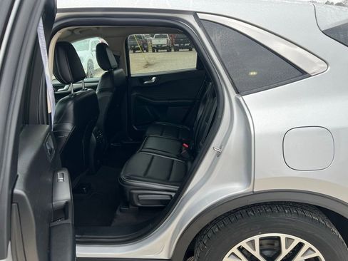 Used 2020 Ford Escape SEL image 16