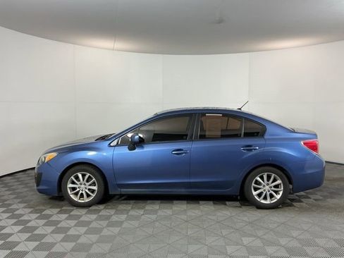 Used 2014 Subaru Impreza 2.0i Premium w/ All-Weather Package w/CVT image 8